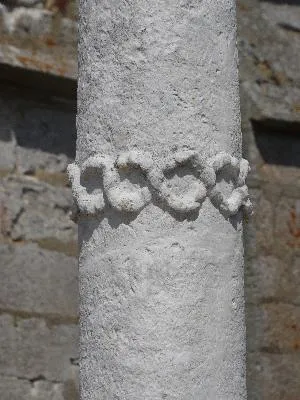 Croix de cimetière du Mesnil-Jourdain