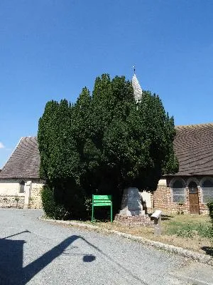 Calvaire de l'église Saint-Martin d'Ambenay