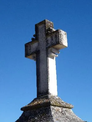 Calvaire du cimetière des Baux-Sainte-Croix