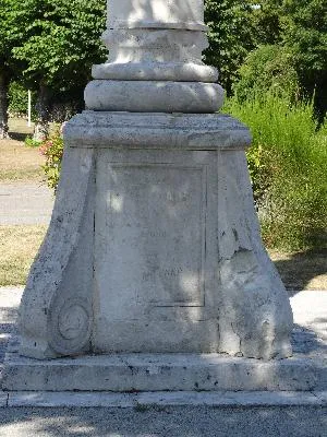 Statue de la Vierge d'Houlbec-Cocherel