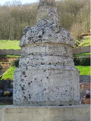 Croix du cimetière du Marais-Vernier