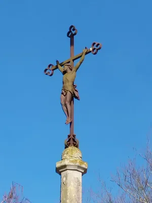 Croix du cimetière de Bouquetot