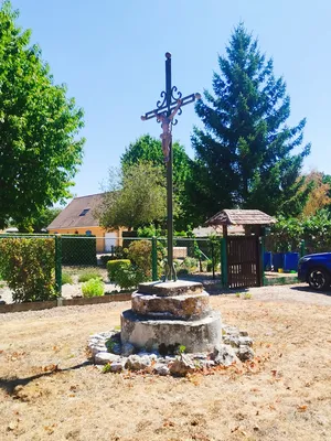 Croix de chemin du Croisille