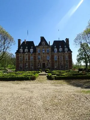 Grand château de Ménilles