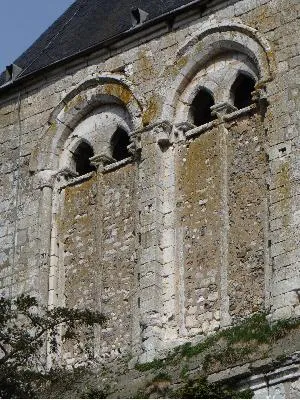 Église Saint-Valérien d'Heudebouville