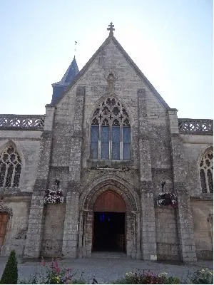 Église Saint-Hélier de Beuzeville