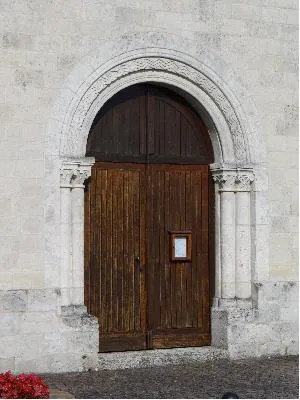 Église Saint-Aignan de Martot