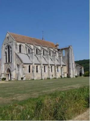Abbaye de Marcilly-sur-Eure