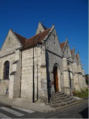 Église Saint-Pierre de Fourges