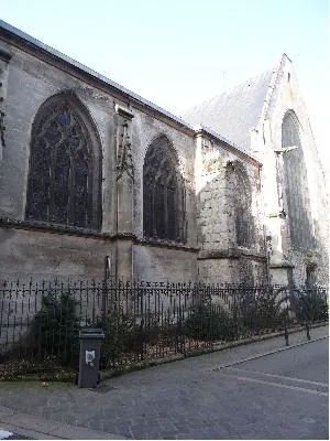 Église Sainte-Croix de Bernay