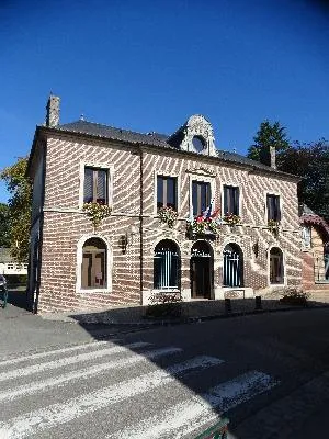 Mairie du Gros-Theil