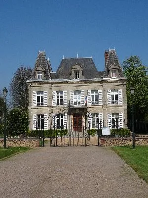 Mairie de Verneuil-sur-Avre