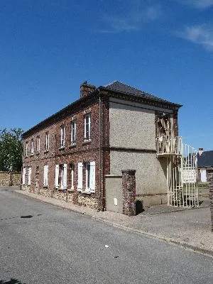 Mairie de Mousseaux-Neuville