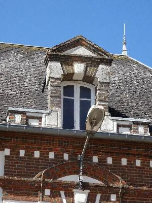 Mairie de Neaufles-Auvergny