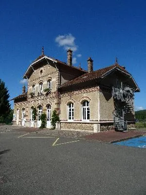 Gare de Charleval (Ancienne)
