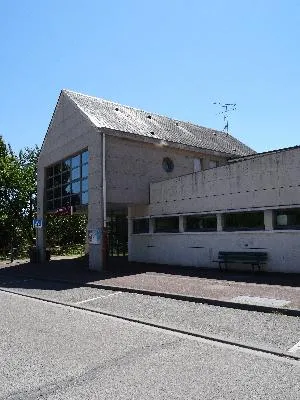 Bibliothèque Municipale Cécile Schaad d'Ivry-la-Bataille