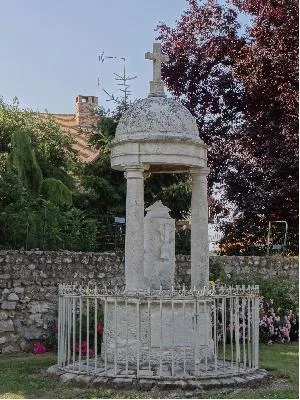 Monument funéraire de Pierre-Seyer à Bois-Jérôme-Saint-Ouen