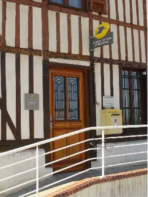 Agence postale du Marais-Vernier