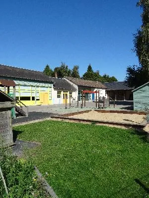 École primaire de Saint-Aubin-le-Vertueux