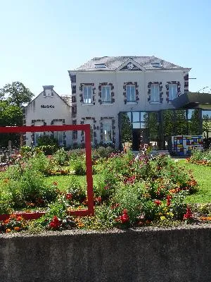 Parc de la Mairie du Manoir