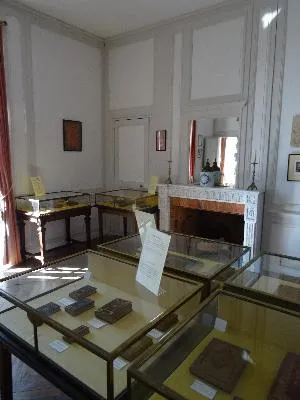 Musée de la reliure à Beaumesnil