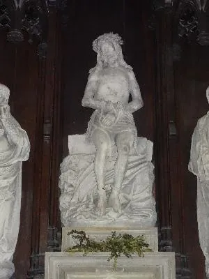 Statue Le Christ souffrant de l'église Notre-Dame de Louviers