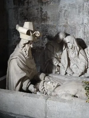 Groupe sculpté monument funéraire (sépulcre) dans l'église Notre-Dame de Louviers