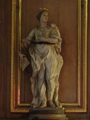 Statue de Sainte-Cécile dans l'église Sainte-Cécile d'Acquigny