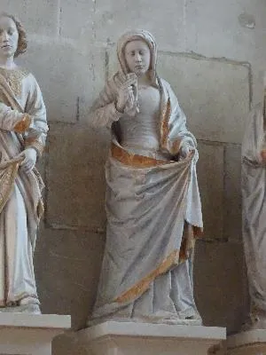 3 statues : Mise au tombeau Gisors dans la Collégiale de Gisors