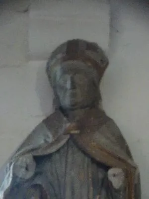 Groupe sculpté : Saint-Mathurin dans l'Église Saint-Hilaire de Quatremare