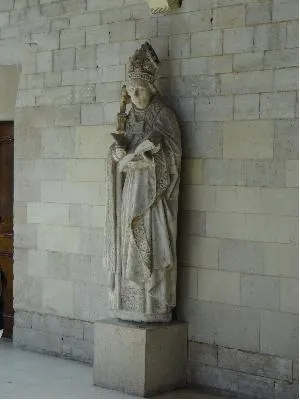statue : Saint Ambroise