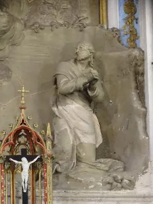 Groupe sculpté : le Christ au Jardin des Oliviers dans l'Église d'Alizay
