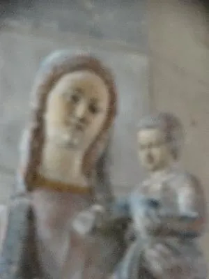 Statue : Vierge à l'Enfant dans la Collégiale de Gisors