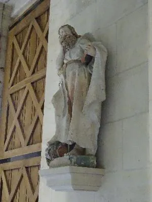 Statue : Le prophète Elie dans la Collégiale de Gisors