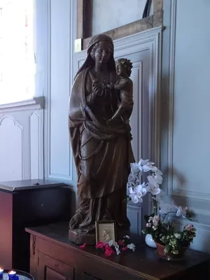 statue (grandeur nature) : Vierge à l'Enfant