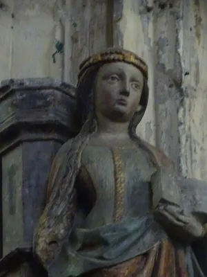 Statue de Sainte-Barbe dans l'Église Notre-Dame-des-Arts de Pont-de-l'Arche