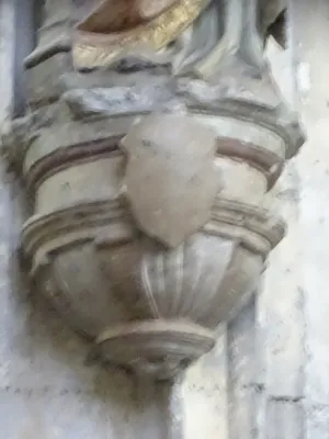 Statue de Sainte-Barbe dans l'Église Notre-Dame-des-Arts de Pont-de-l'Arche