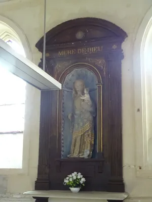 Statue : Vierge à l'Enfant dans l'Église Saint-Paul de La Croix-Saint-Leufroy