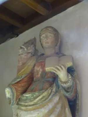 Statue : Sainte-Barbe dans l'Église Saint-Paul de La Croix-Saint-Leufroy