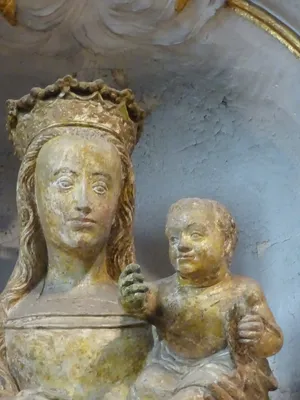 Statue : Vierge à l'Enfant dans l'Église Saint-Sulpice d'Heudicourt