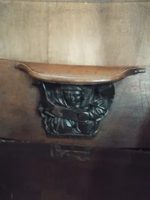 7 miséricordes de stalles dans l'Église Saint-Ouen à Routot