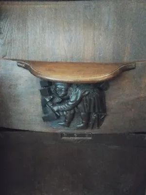 7 miséricordes de stalles dans l'Église Saint-Ouen à Routot