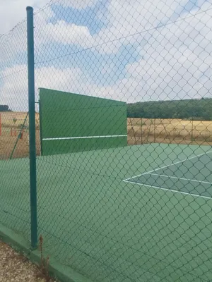 Court de Tennis de Breux-sur-Avre