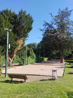 Terrain de pétanque de Bourgtheroulde-Infreville