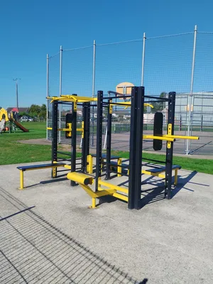 Banc de musculation extérieur à Bosc-Roger-en-Roumois