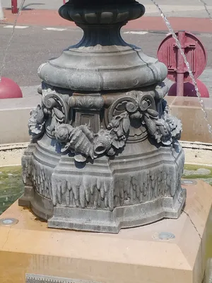 Fontaine de Breteuil-sur-Iton