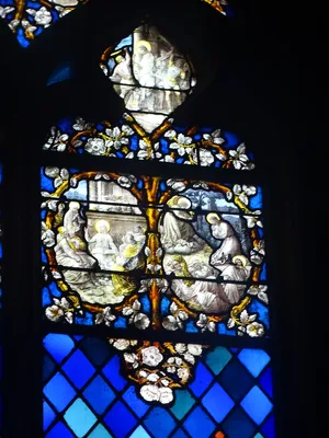 Vitrail Baie 15 - Vitrail du Rosaire dans l'Église Notre-Dame-des-Arts de Pont-de-l'Arche