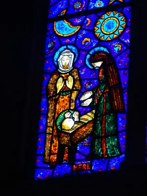 Vitrail Baie 1 : Vie de Marie dans l'Église d'Étrépagny