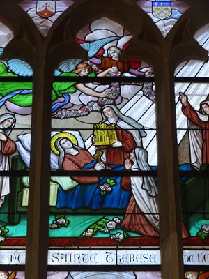 Vitrail Baie 11 : Sainte-Thérèse dans l'Église Saint-Lô de Bourg-Achard