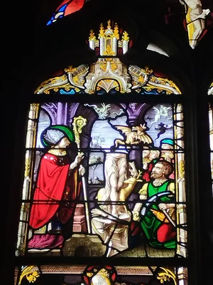 Vitrail Baie 18 : Vie de la Vierge, Saint-Nicolas et Saint-Martin dans l'Église Saint-Martin à Nonancourt